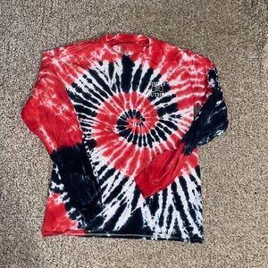 Long sleeve T-shirt size small; simply southern